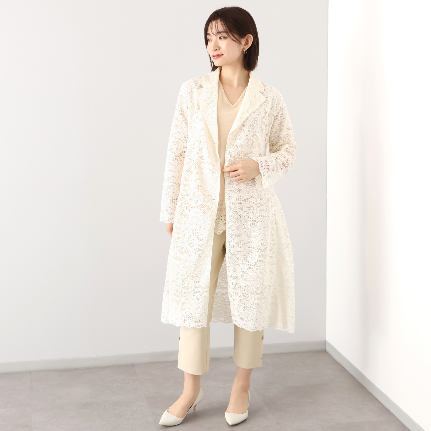 ボンボン・エ・ショコラ 総レース仕立て レースコート