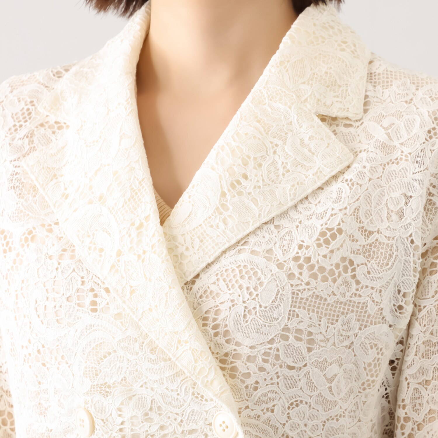 ボンボン・エ・ショコラ 総レース仕立て レースコート