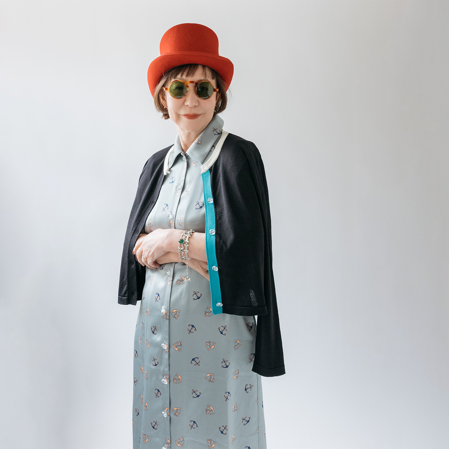 エムジェイアール　バイ マチコ　ジント　ロンドン 配色アクセント ビジュウボタン ドライタッチカーディガン