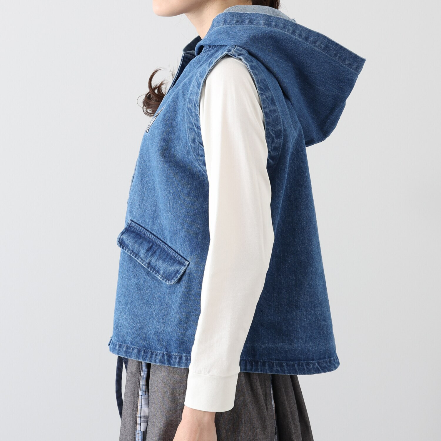 ハッシュパピー ワッペン付 デニムパーカーベスト