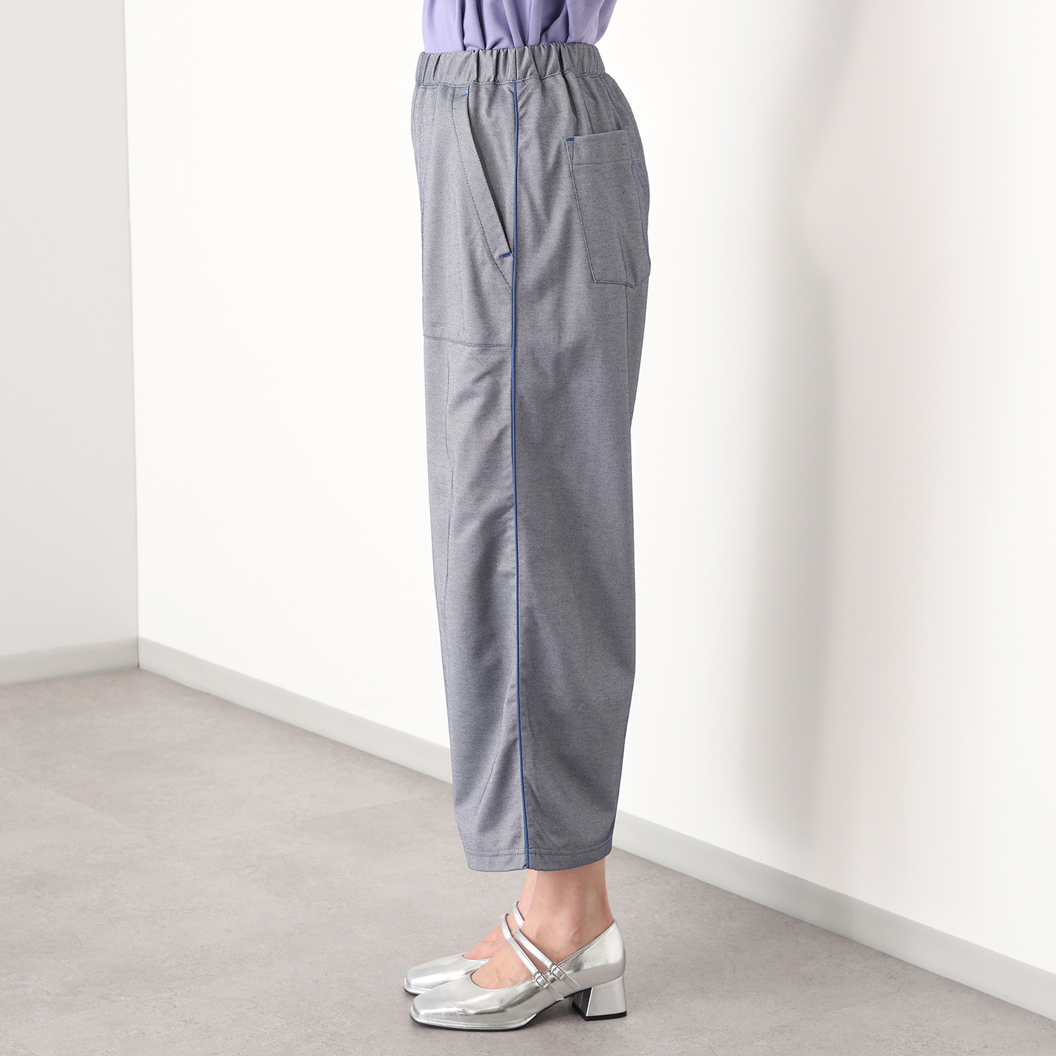 シロヤイチガントウキョウ ベルガモ ツイルワイドパンツ