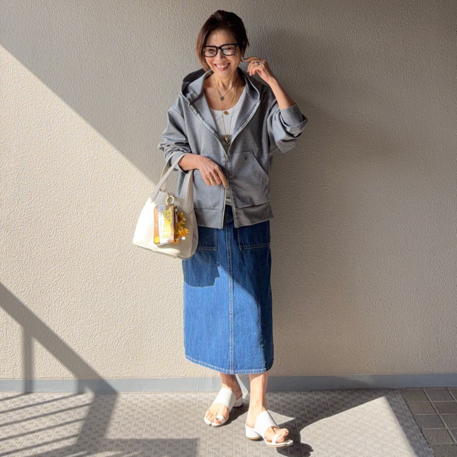 ラソエヌサーティスリー ディグリーズ ポンチ ゆったりシルエット イニシャル刺しゅう ダブルジップパーカー