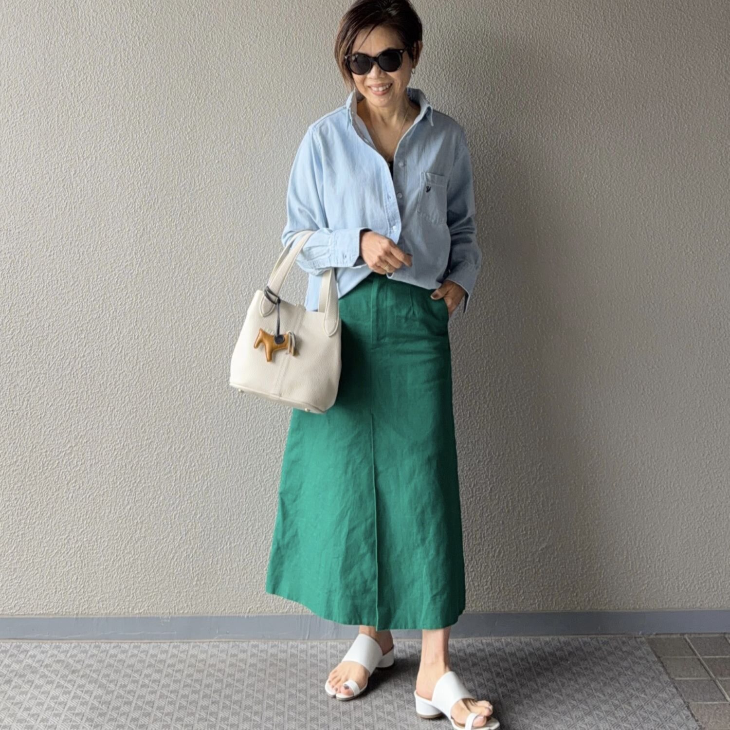 ラソエヌサーティスリー ディグリーズ 羽織りにも最適！ イニシャルロゴ ダンガリーシャツ