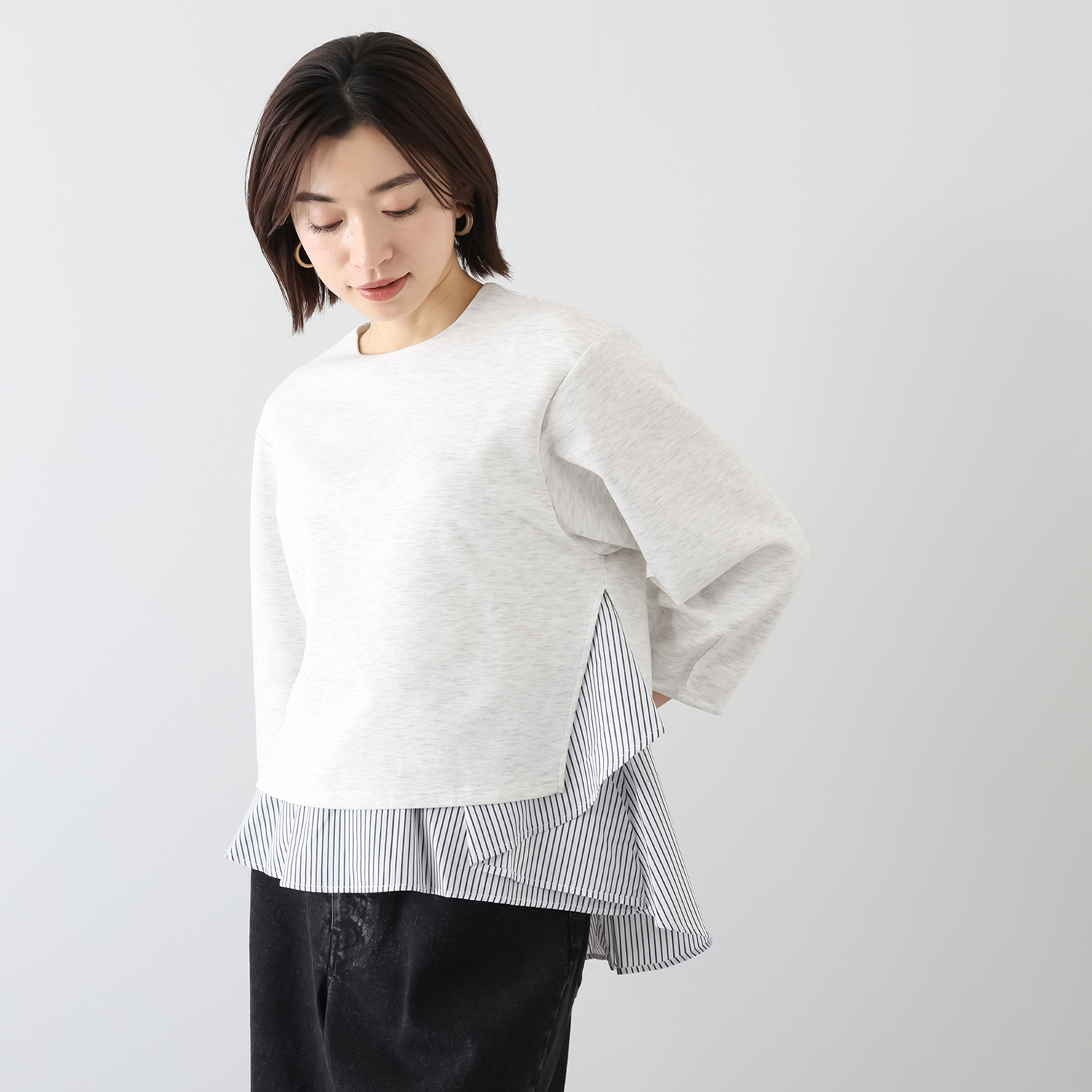 イロプライム １枚で完成！ 異素材重ね モードなプルオーバー