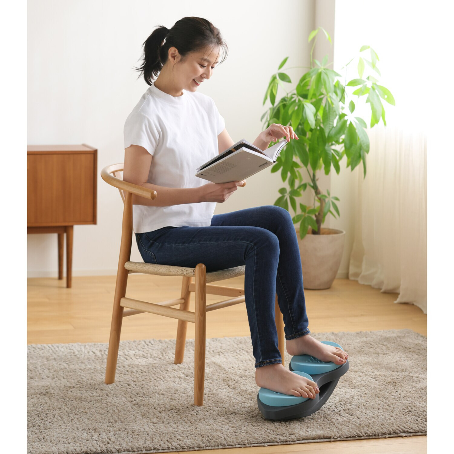 座りながら 楽に下半身を動かせる！ サークルバランス 足踏みグッドステッパー