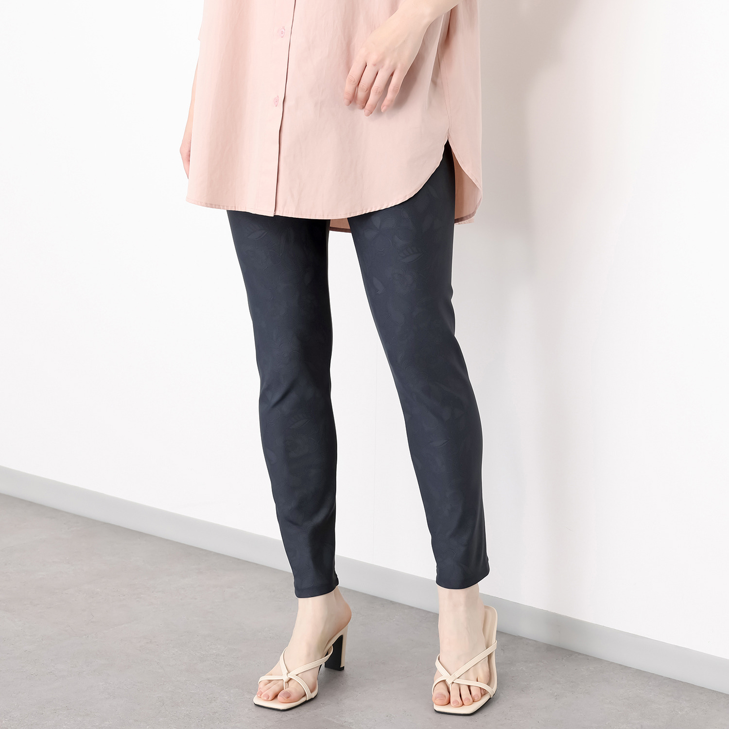 ダイア　アロー ＵＶカット・接触冷感 ジャガード風美脚 レギンスパンツ