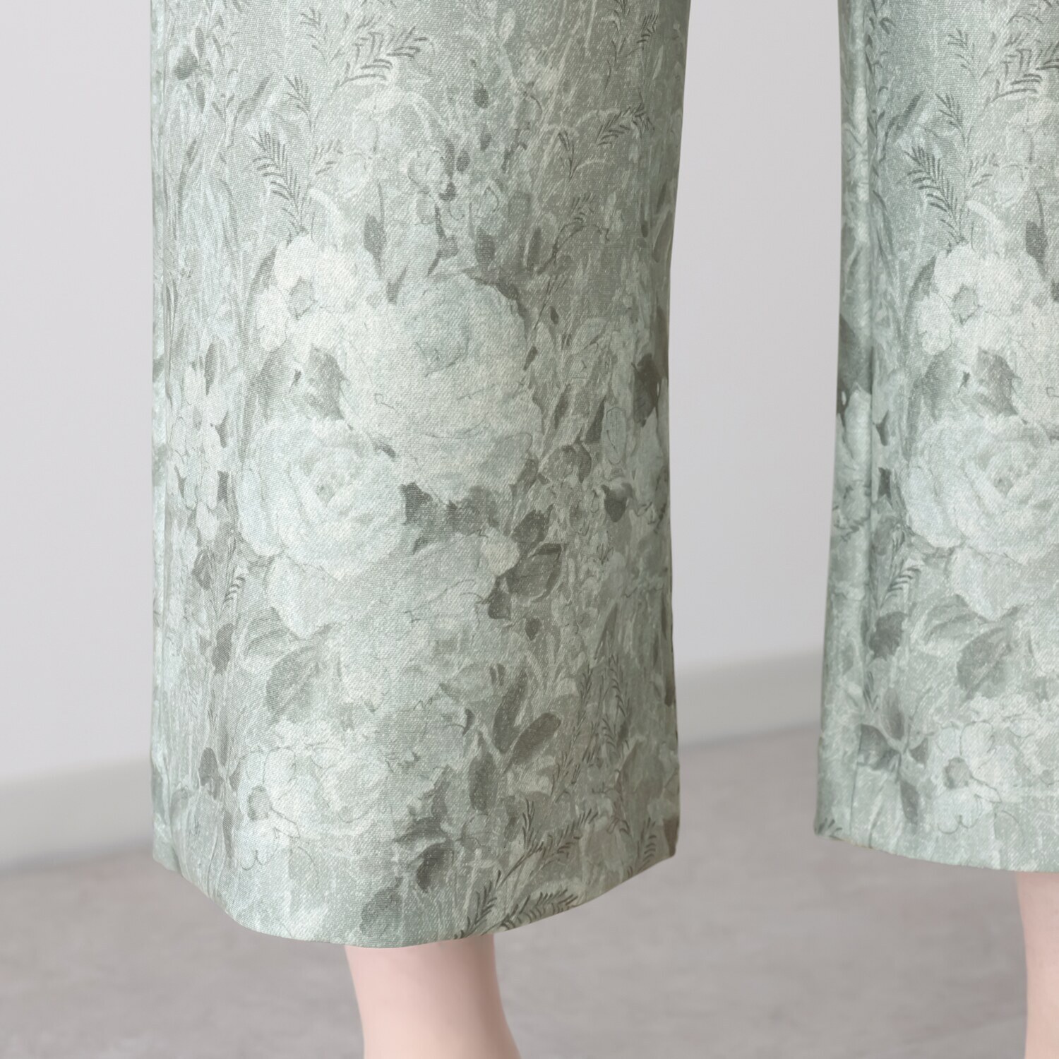 ダイア　アロー ＵＶカット・接触冷感 パネルプリント デニム調セミワイドパンツ