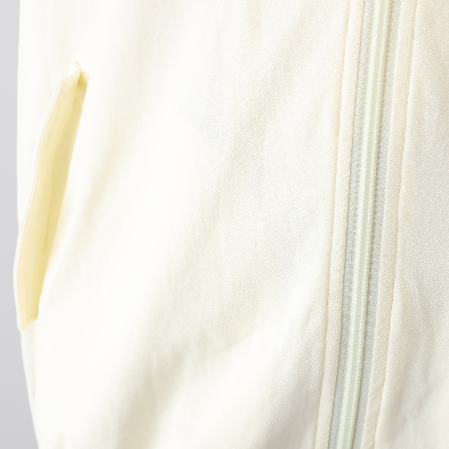 フィラ ＵＶカット・吸水速乾 ラグランスリーブ フルジップパーカー