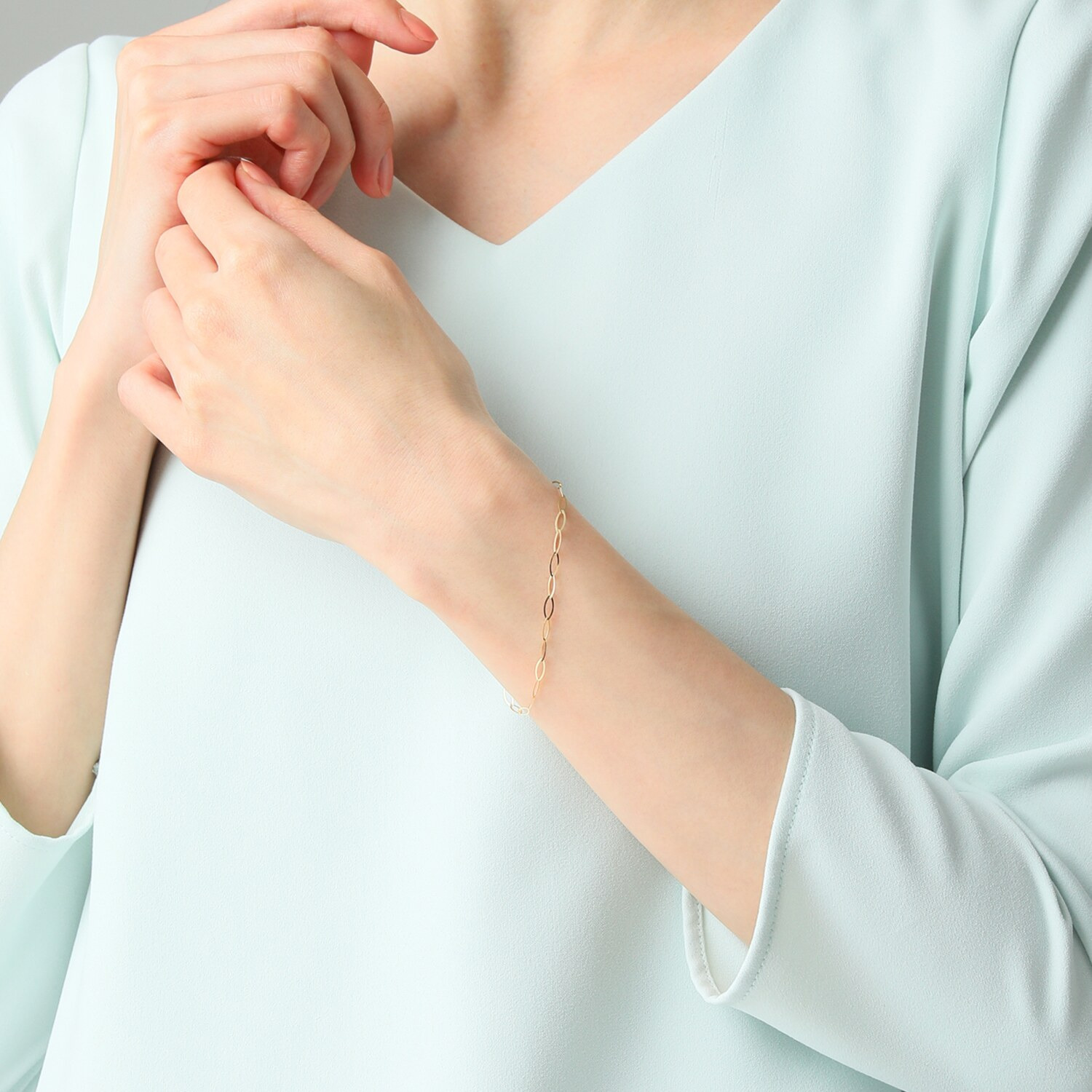 アルテッロ １８Ｋ 光が紡ぐ至高の輝き ルミナーレ 手組みブレスレット