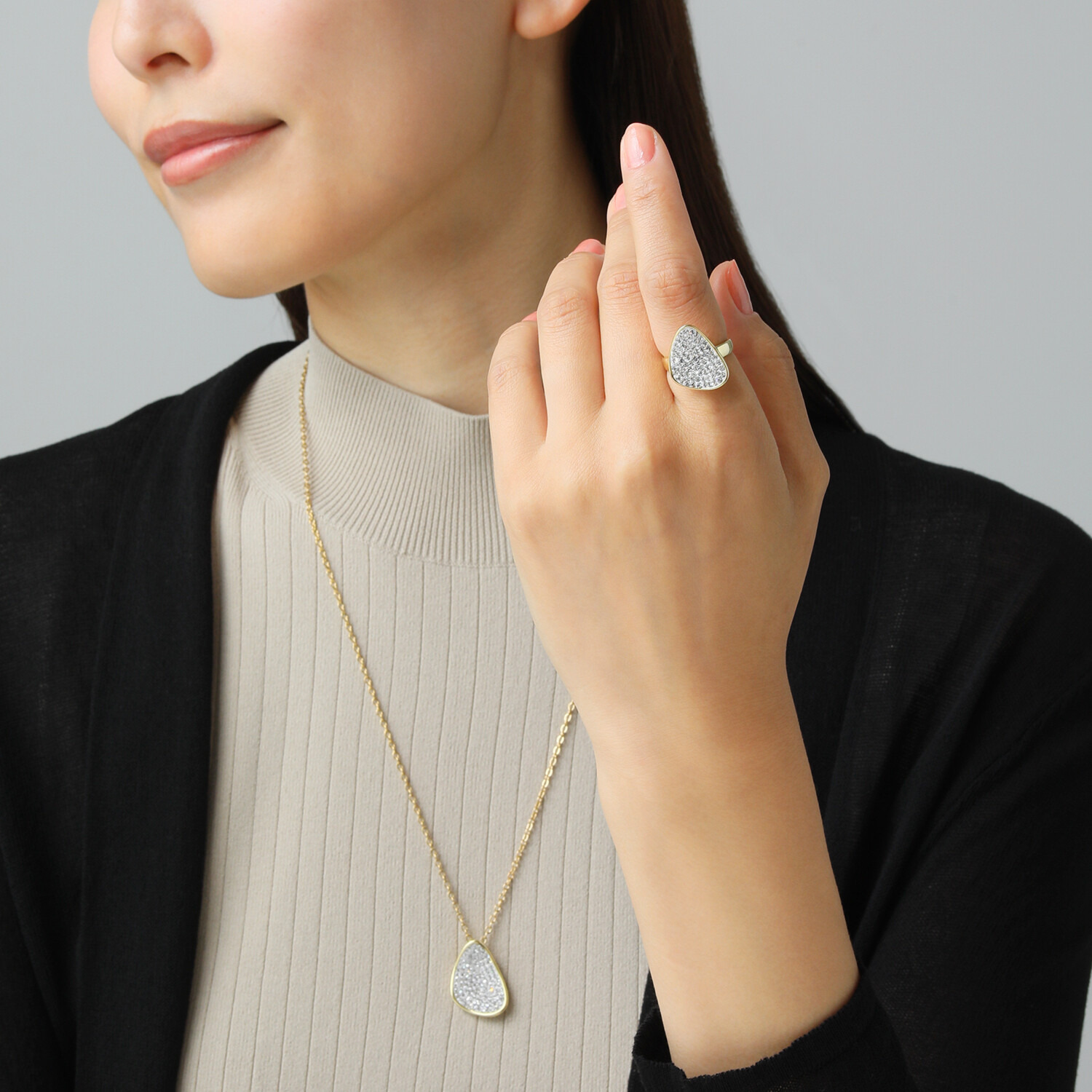 アシエステンレス サージカルステンレス プレシオサ社製 クリスタルガラス デザインリング