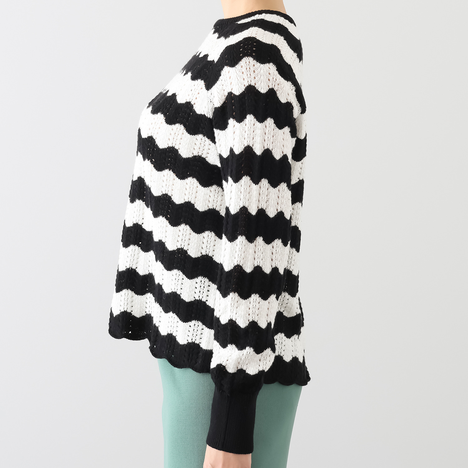 タマミ　ワタナベ ニットプルオーバー “ナミナミモナミ”