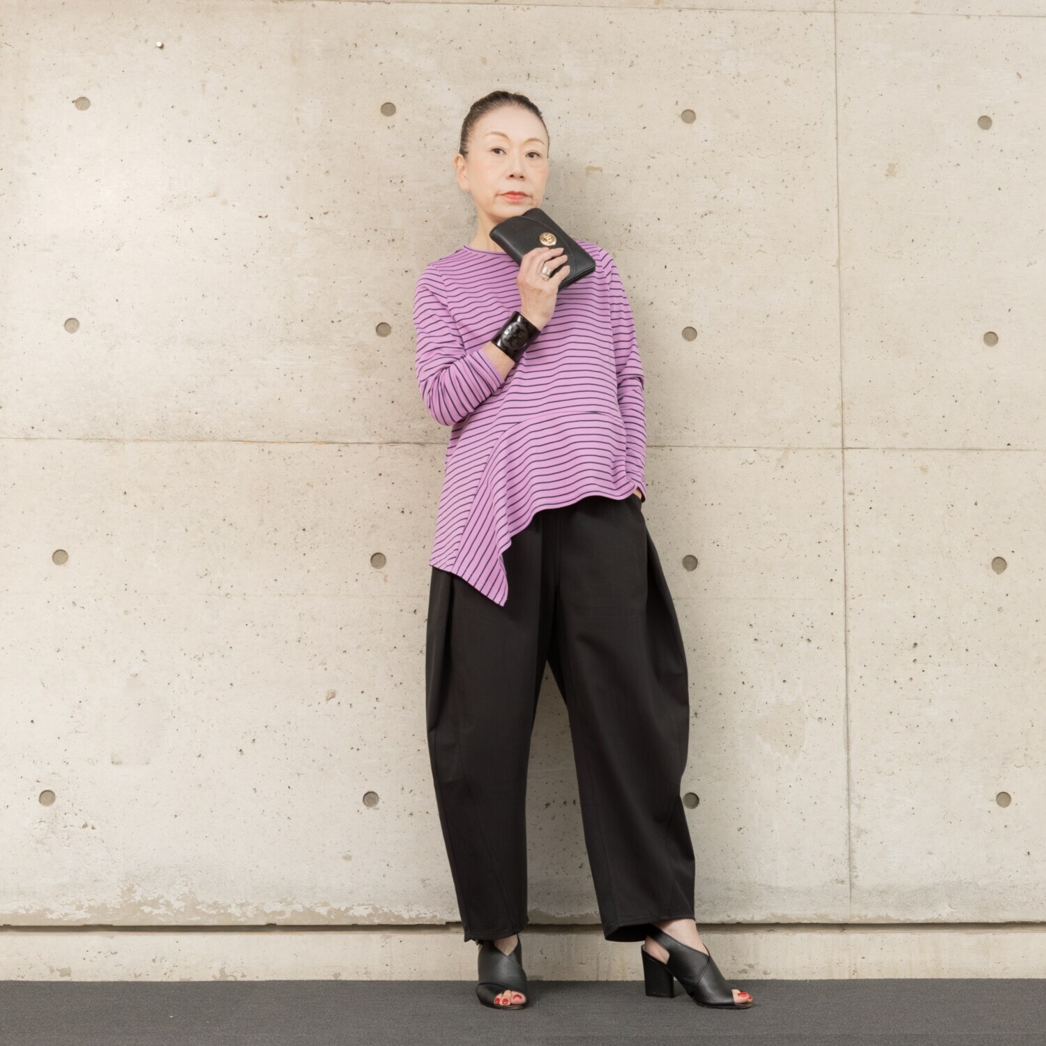 ヒロコ　デシネール ニュアンスフレアー ヘムラインがきれい 大人女子のために ちょこっとモードな プルオーバー