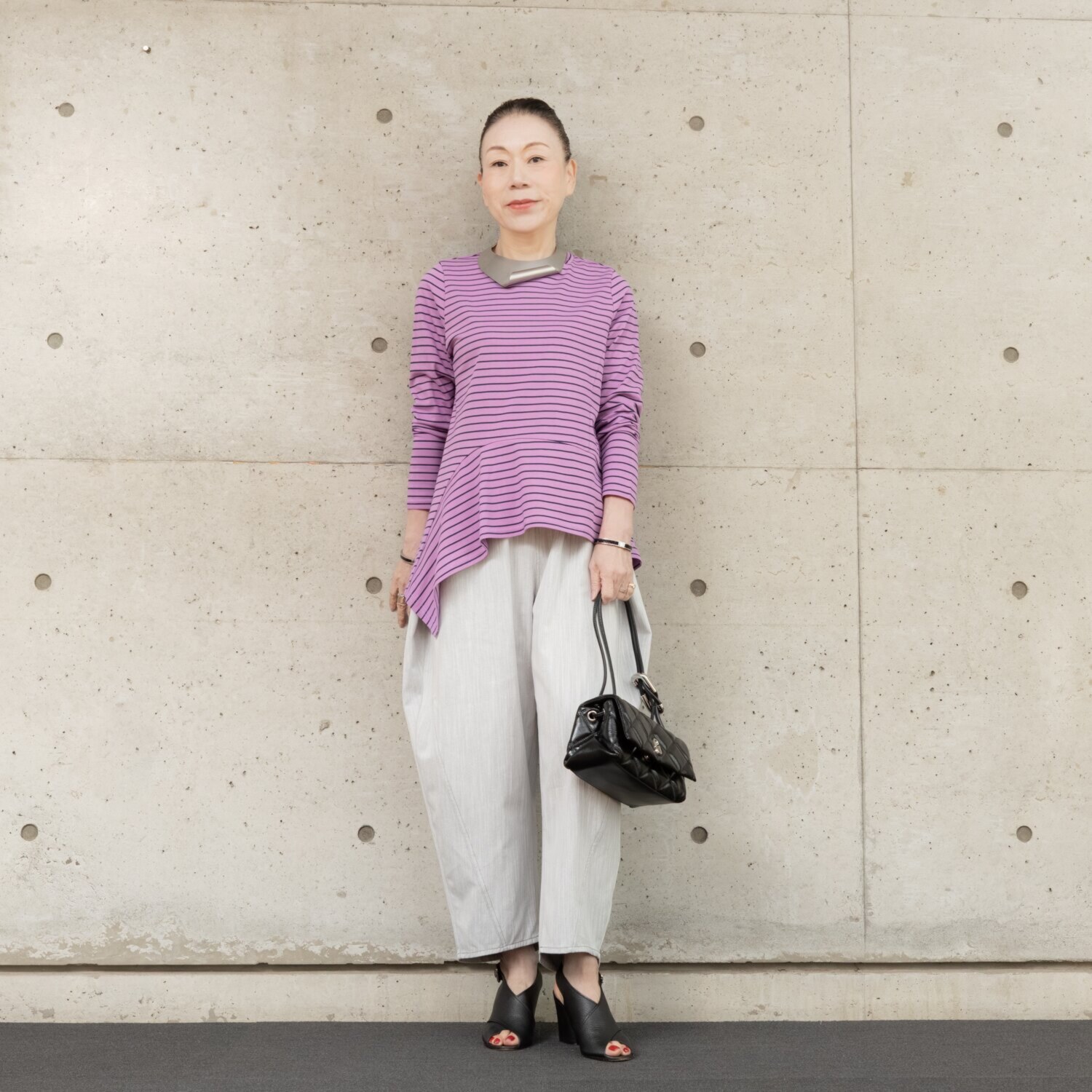 ヒロコ　デシネール ニュースラブデニム 脇タックデザイン ちょこっとモードな バレルシルエットパンツ