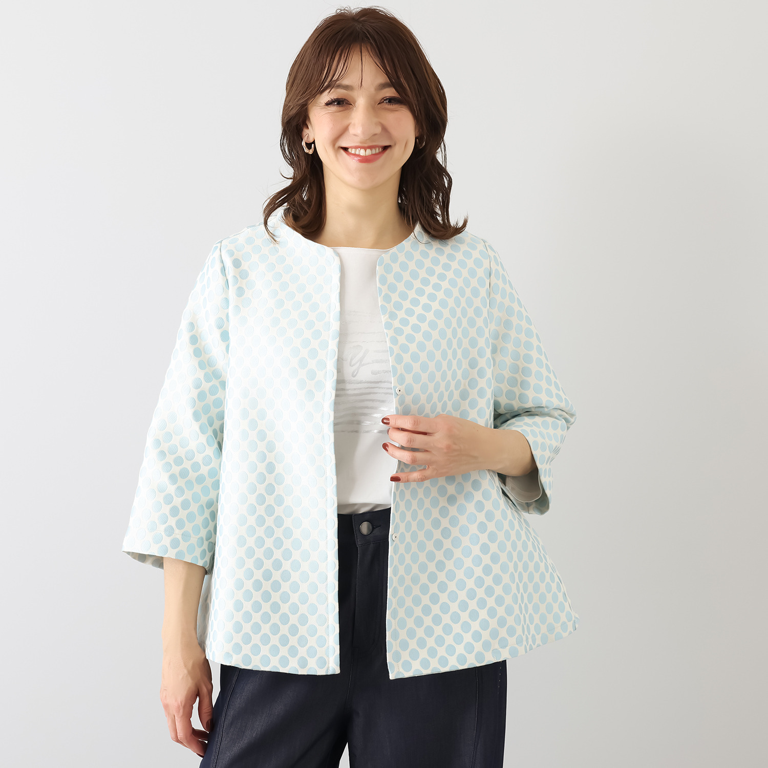 ウノ・ウノ・ドゥーエ 大人の上品ドット フレアーミドルジャケット