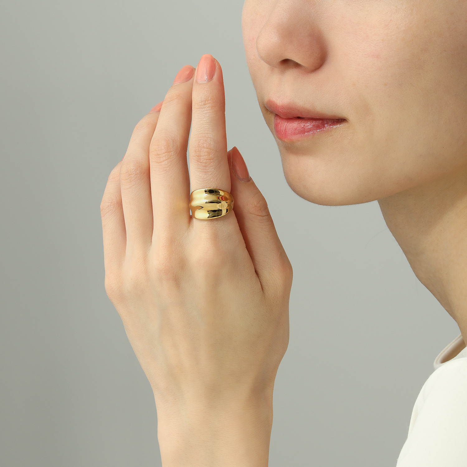 ラフィナリスタ サージカルステンレス ウェーブデザイン ボリュームリング