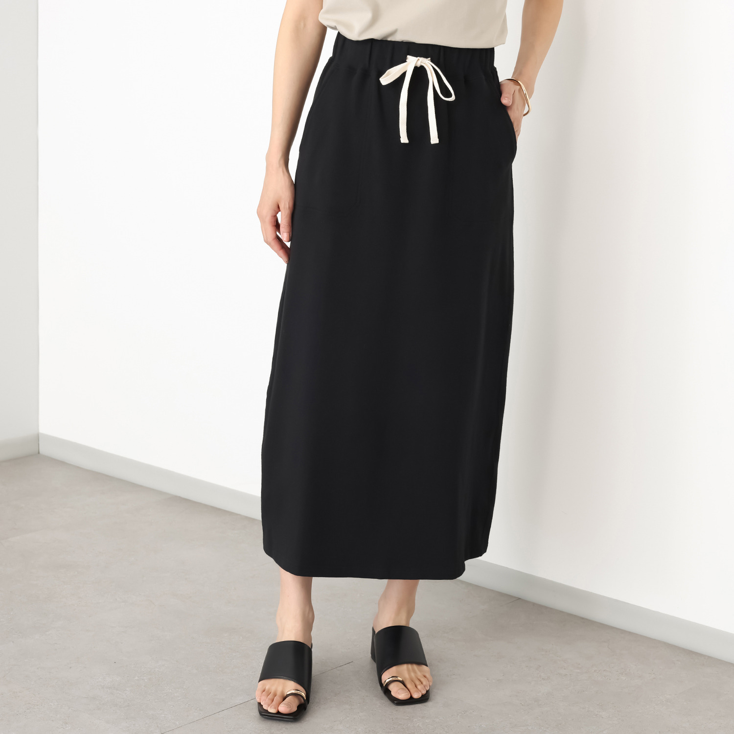 エーエフコンフィ ドローストリング付 エフォートレス スカート
