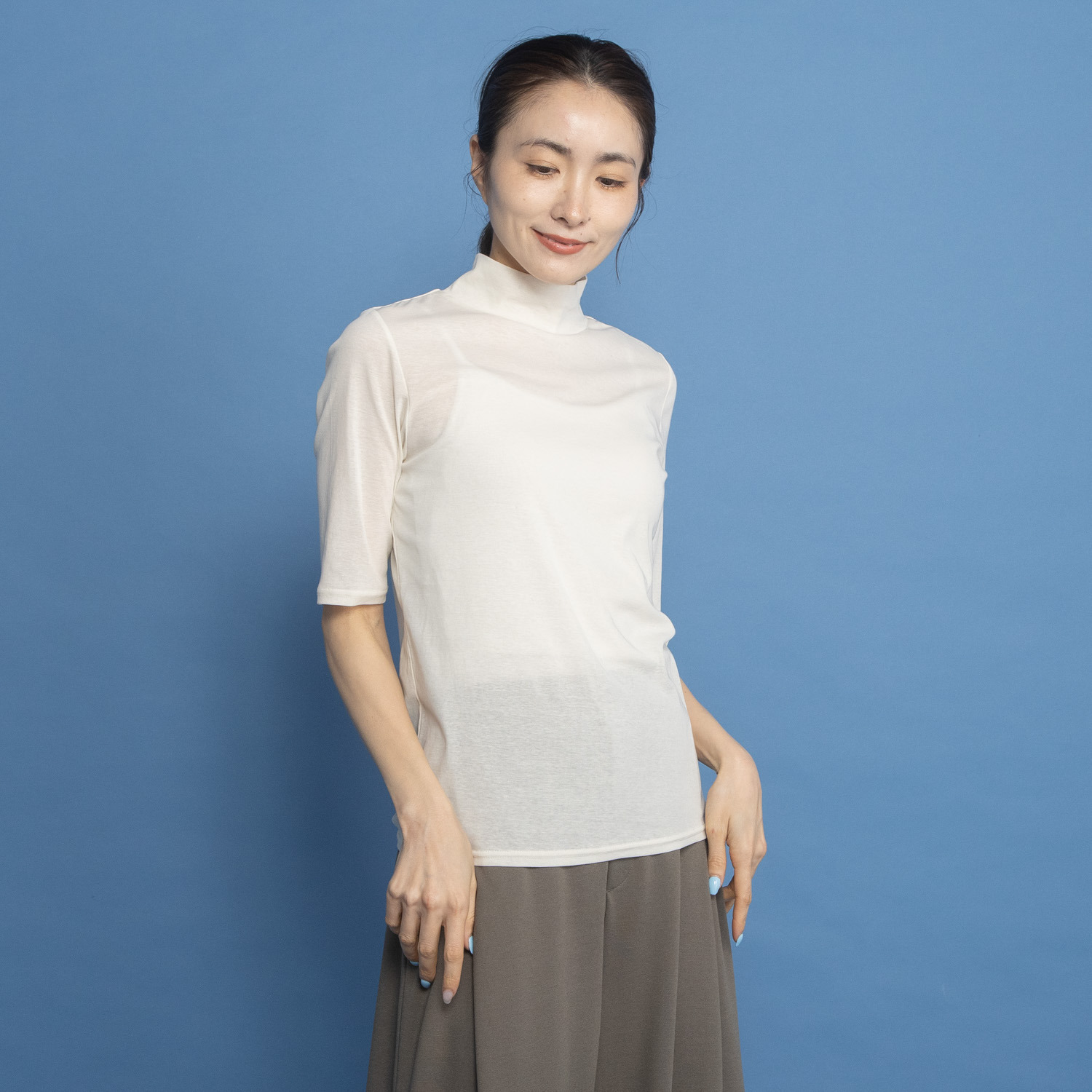 ヤエアジュテ ヤエアジュテ定番 シアーカットソー ハイネックプルオーバー