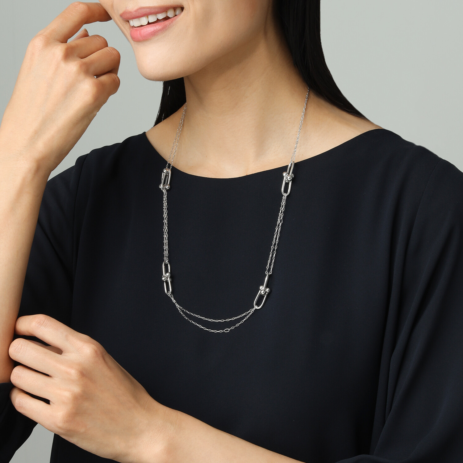 エクセラ イタリアン・シルバー ２層コーティング ホースシューアクセント デザインチェーン ロングネックレス