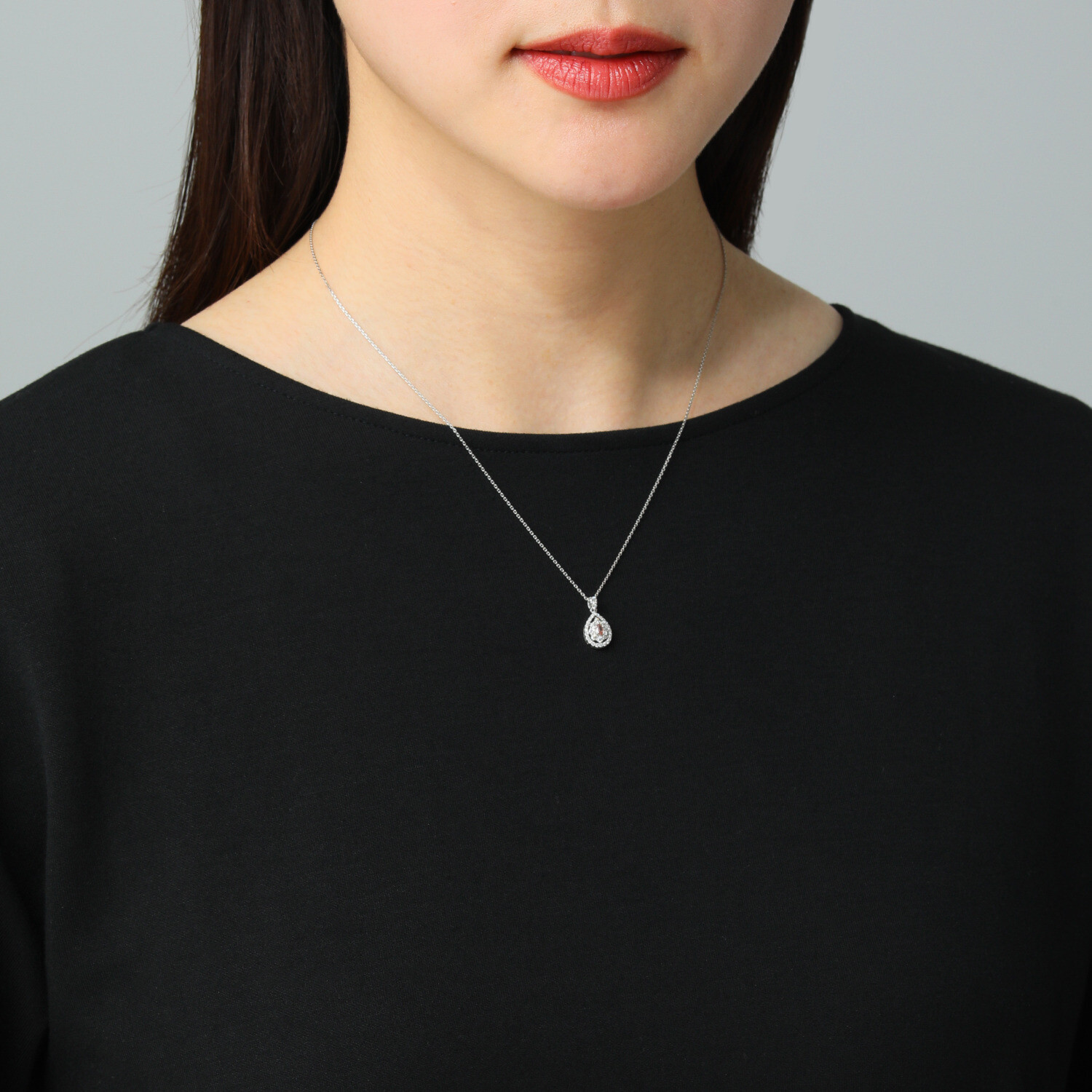 プラチナストーリー プラチナ９５０＆８５０ ファンシーディープピンク ダイヤモンド ペアシェイプネックレス ＜鑑定書付＞