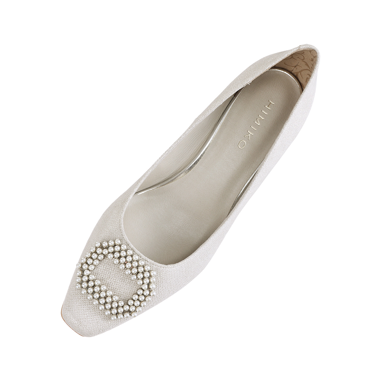 卑弥呼 はっ水レザー ４ｃｍヒール パールビジュウパンプス