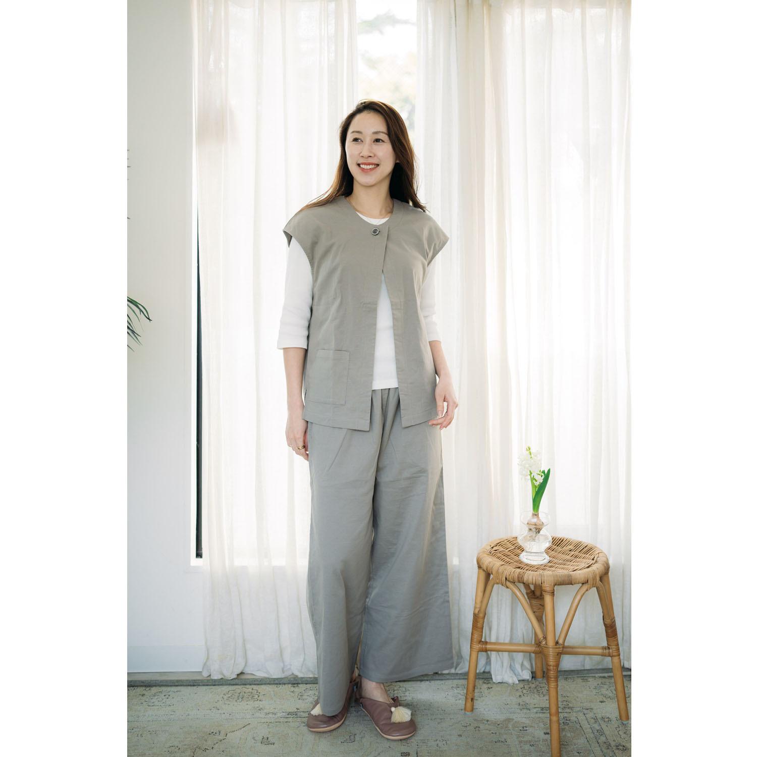 ヘ・エラ コットンブレンド ストレッチダブルガーゼ ジレ