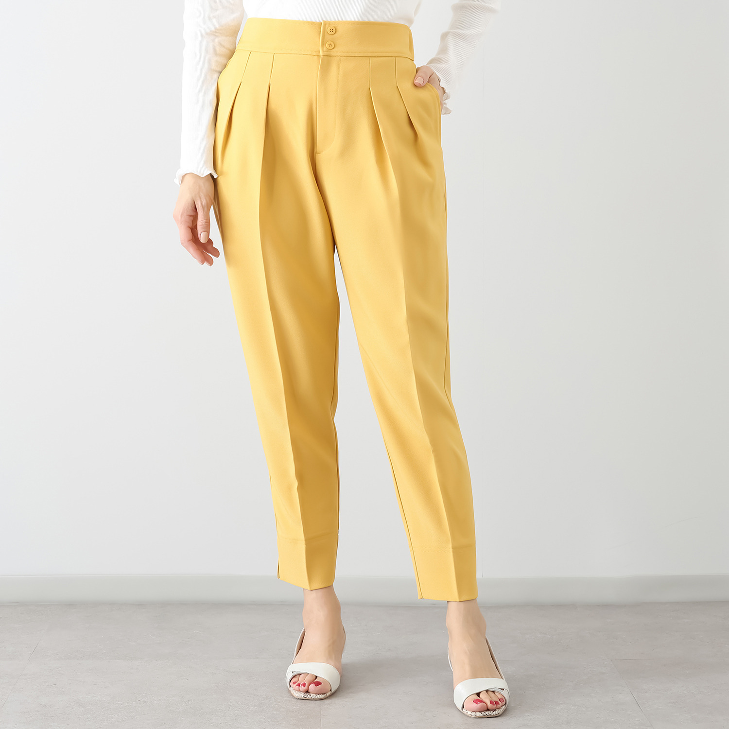 ボン・ブリコラージュ バイ　レイコ・ホウセンジ これだけで スタイルアップ！ 脚長ラインが美しい テーパードパンツ