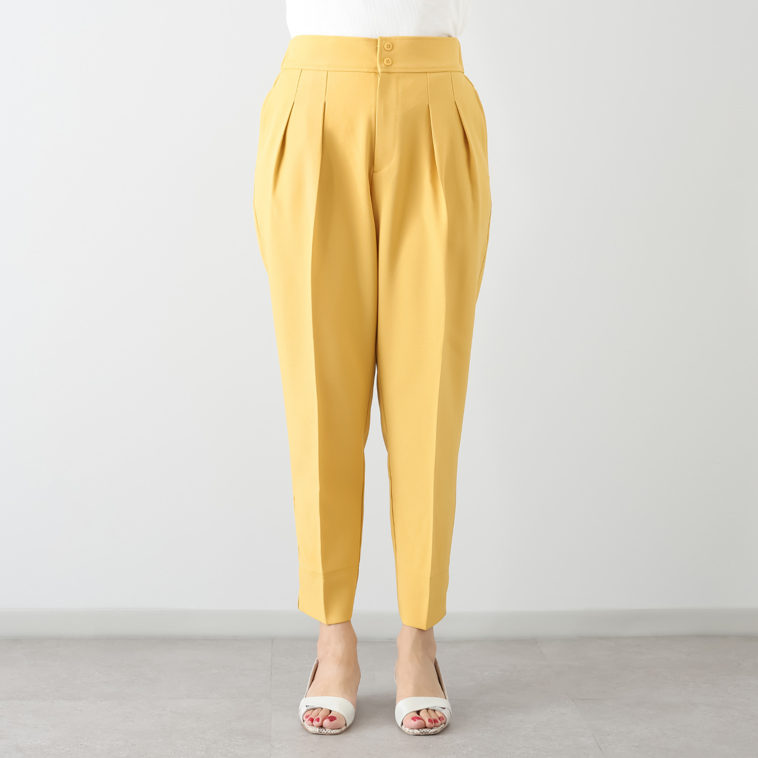 ボン・ブリコラージュ バイ　レイコ・ホウセンジ これだけで スタイルアップ！ 脚長ラインが美しい テーパードパンツ