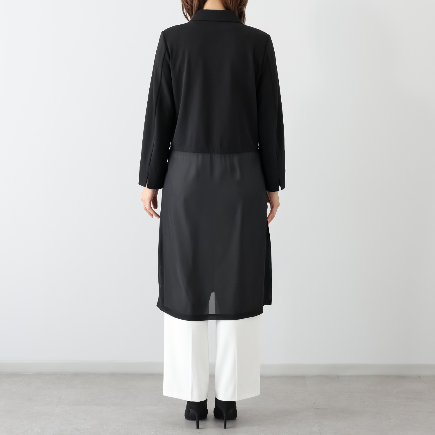 ミニマライズプラス 春らしい軽やかさ トレンドを取り入れた 大人スタイリッシュな 異素材使いの ロングコート