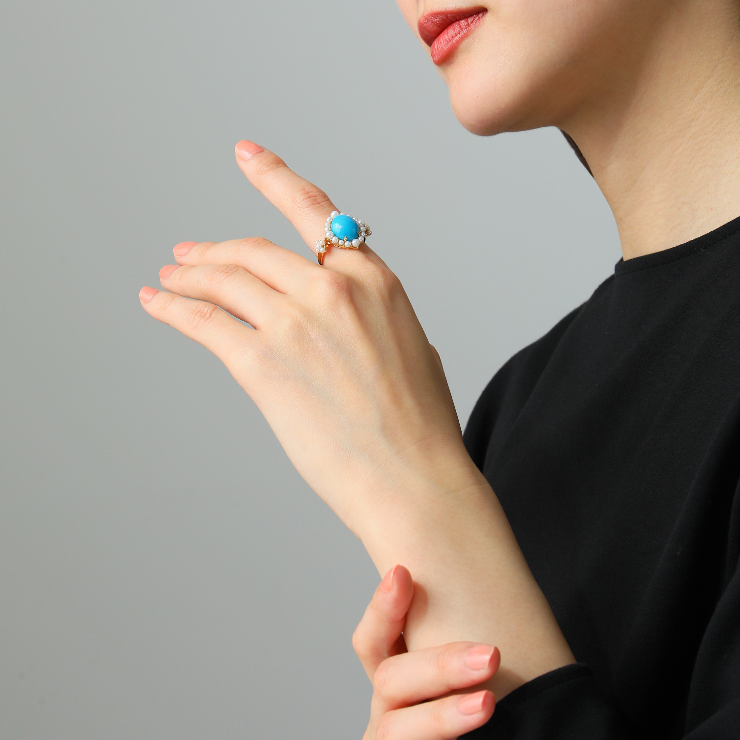 スリーピングビューティー １８Ｋ ターコイズ＆ 淡水パール オーバルカボション デザインリング