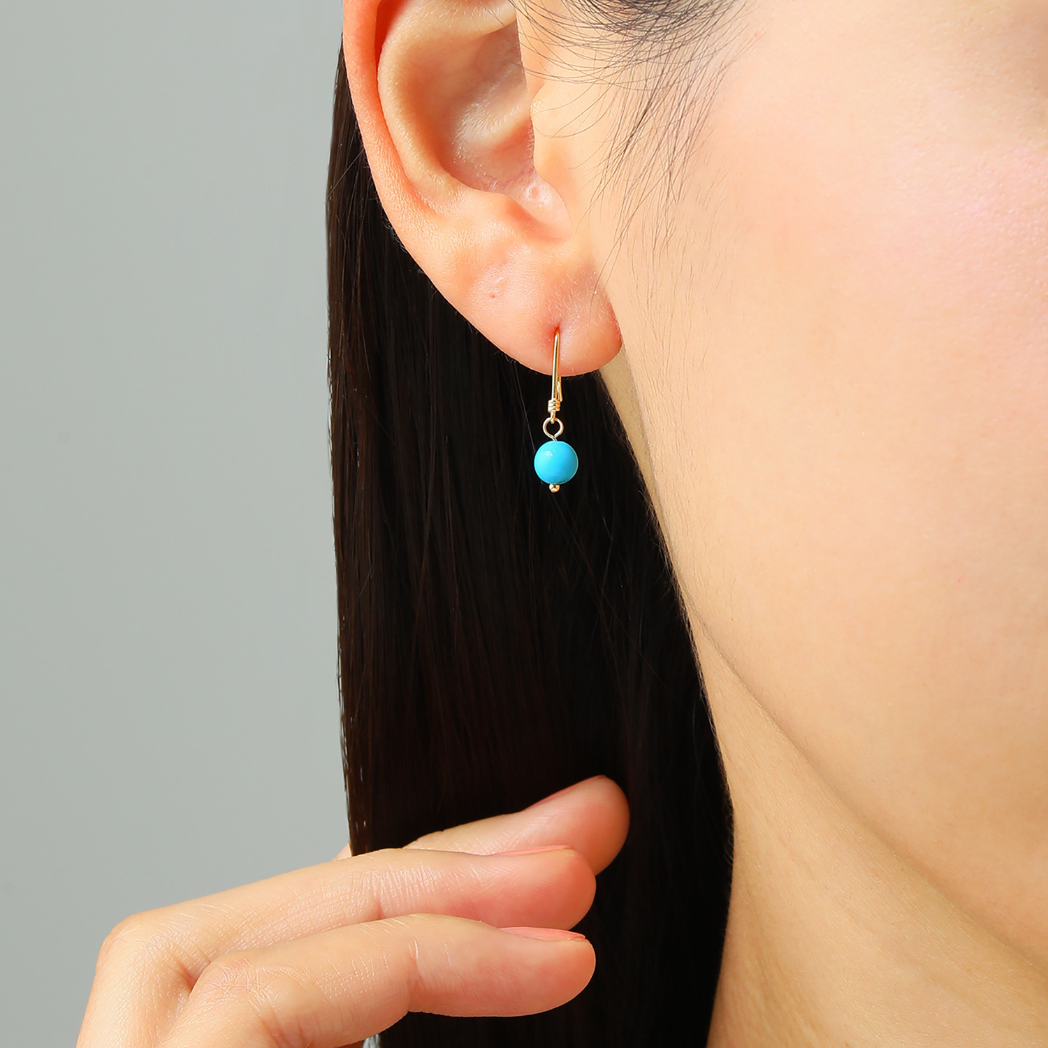 スリーピングビューティー １８Ｋ １．５カラットＵＰ ターコイズ シンプルピアス