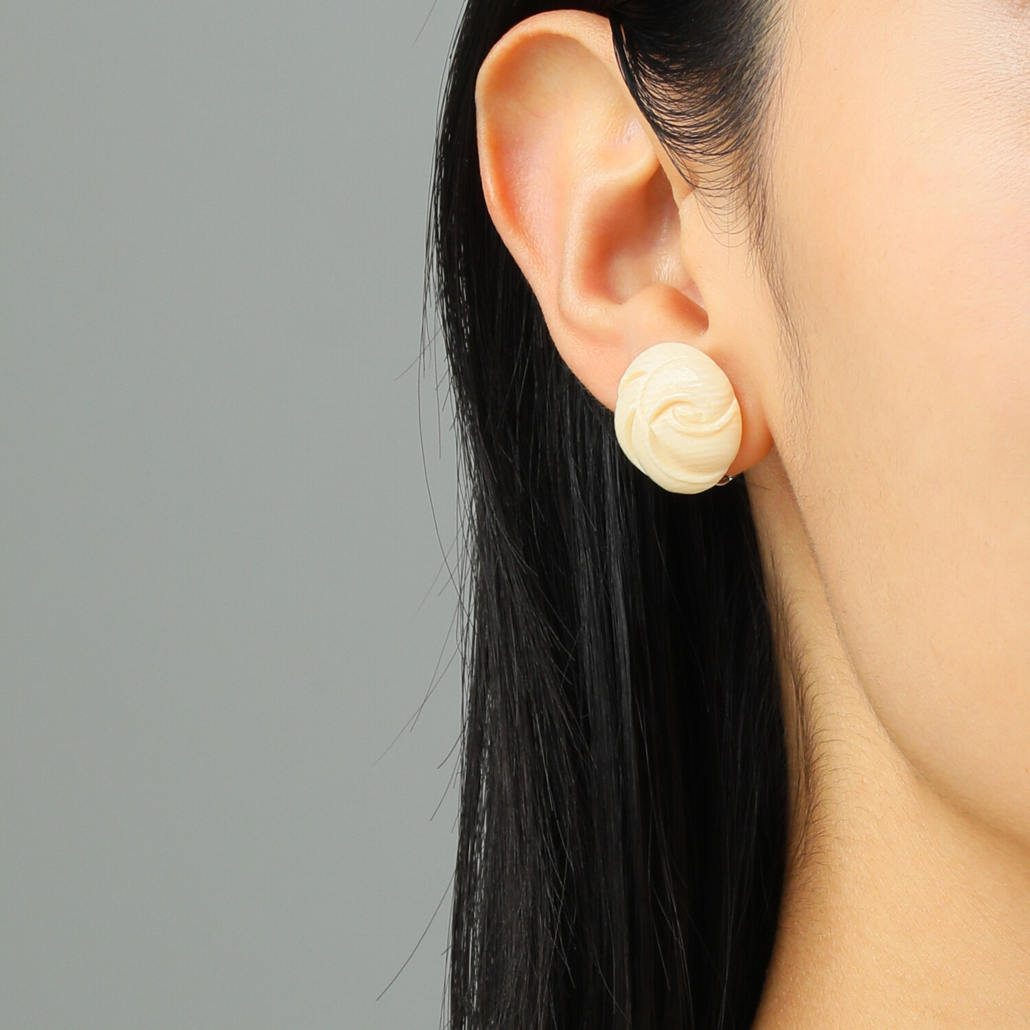 上方象牙 象牙 彫刻 デザインイヤリング