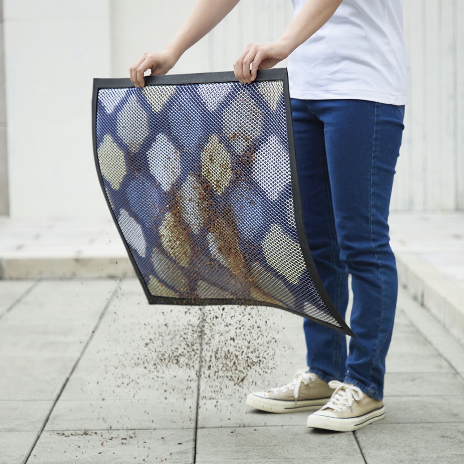 砂が落ちやすい メッシュ玄関マット ＜６０×９０ｃｍ＞