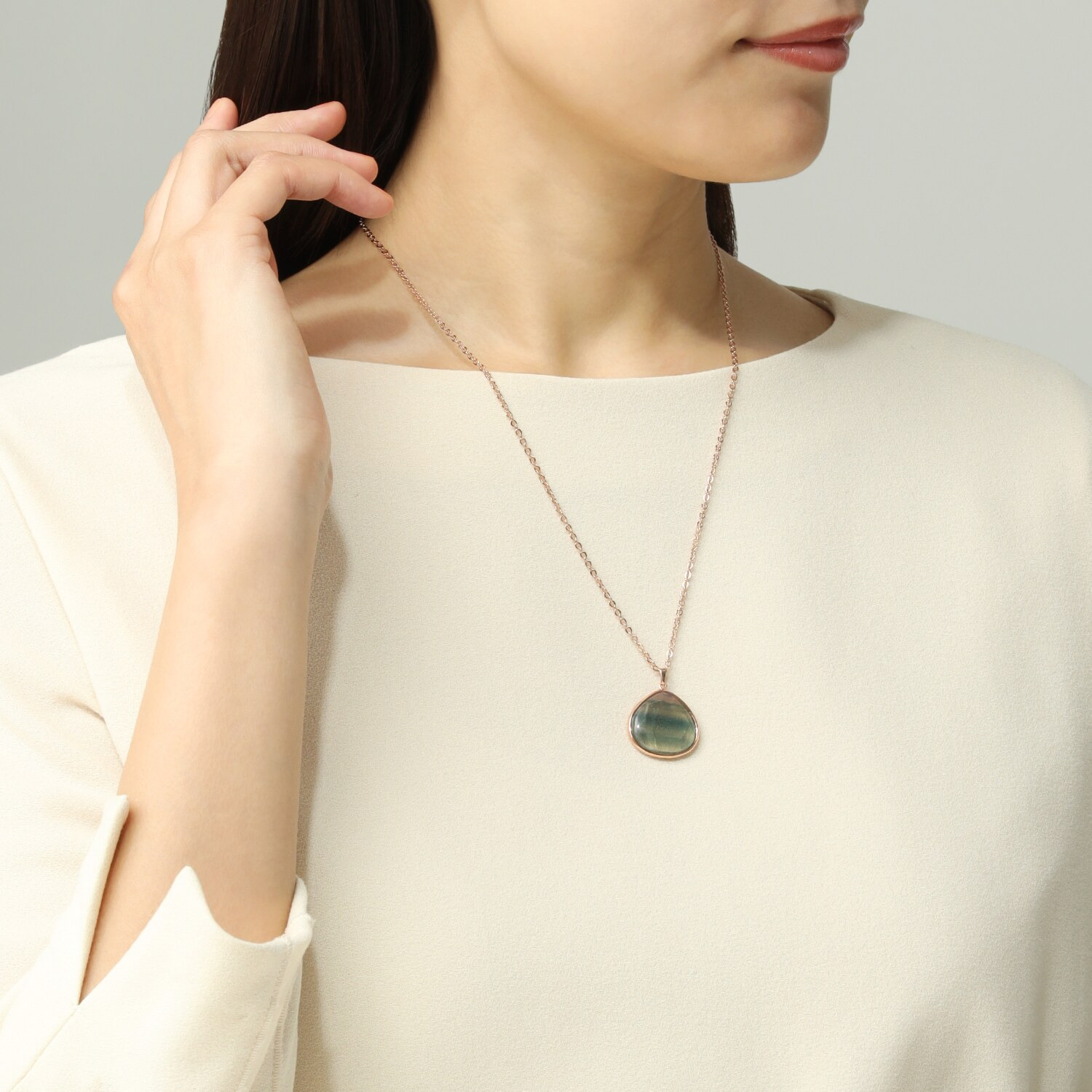 イーシア シルバー フローライト ペンダント