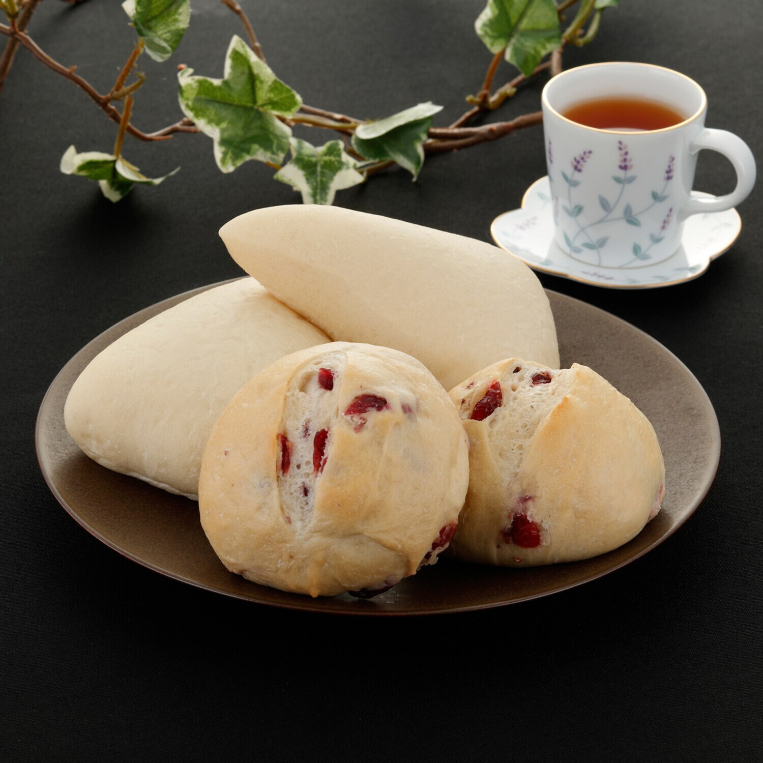 “ＴＳＵＳＨＩＭＩ” 白神こだま酵母使用！ こだわりパン２種 ４ヶ月頒布会