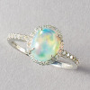 サープライズ プラチナ９５０ １カラットＵＰオパール＆ ダイヤモンド オーバルカボションリング