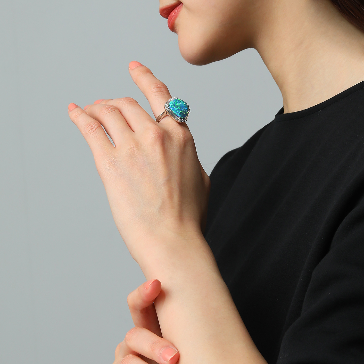 サープライズ プラチナ９００ ブラックオパール＆ １カラットＵＰ ダイヤモンドリング