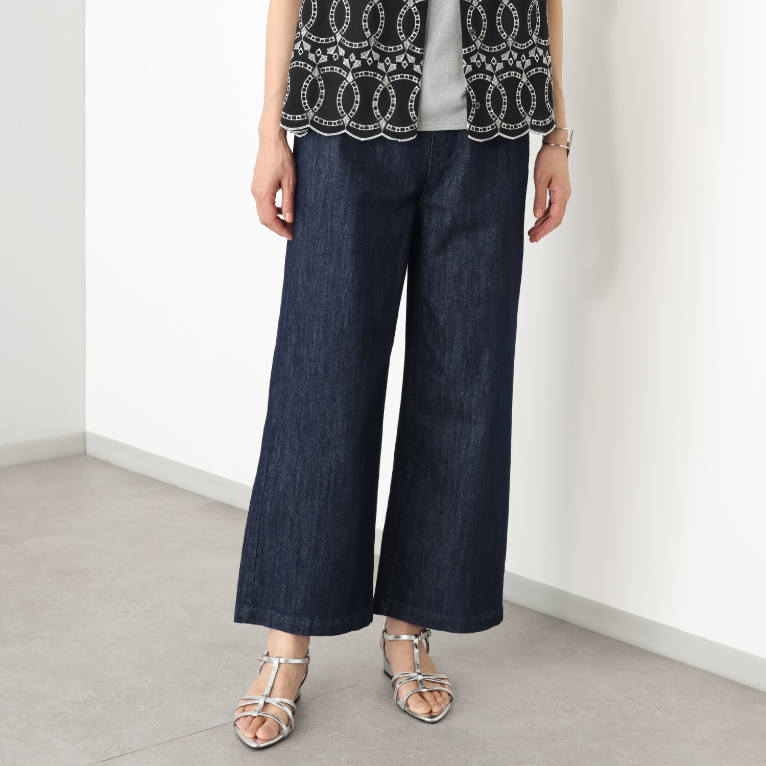 ネクストリー ワクロス（Ｒ） ハイブリッドデニム イージーワイドパンツ