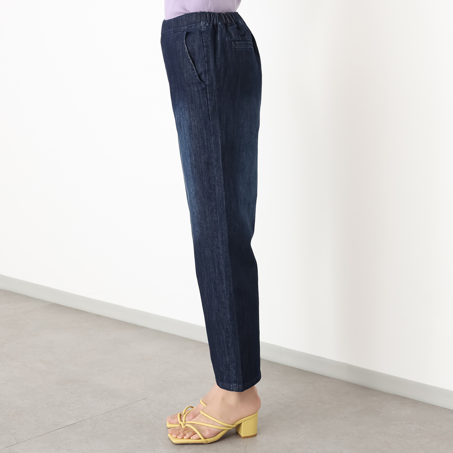 ネクストリー ワクロス（Ｒ） ハイブリッドデニム イージーストレートパンツ