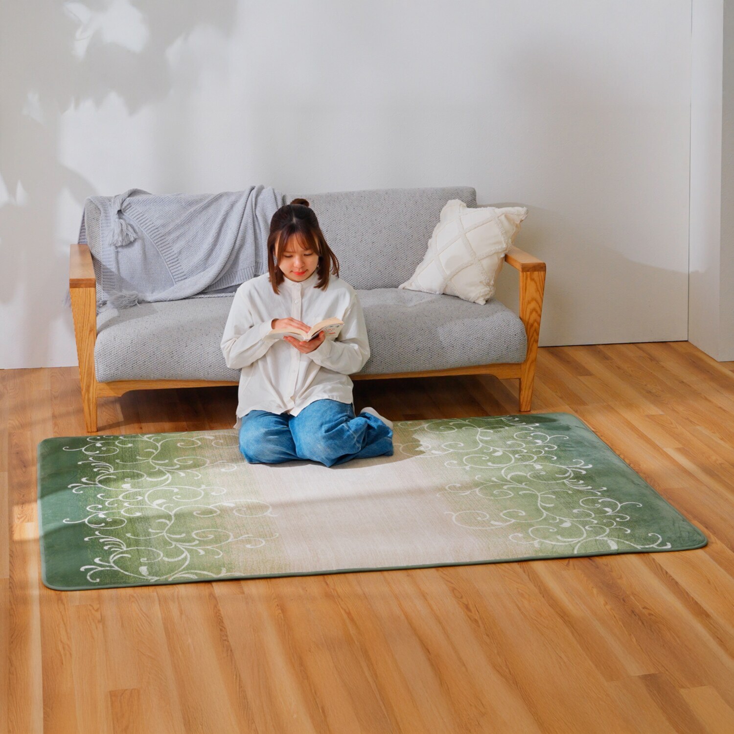 イケヒコ なだらか傾斜で つまずきにくい！ もっちりボリューム フリーエッジラグ ＜１３０×１８０ｃｍ＞