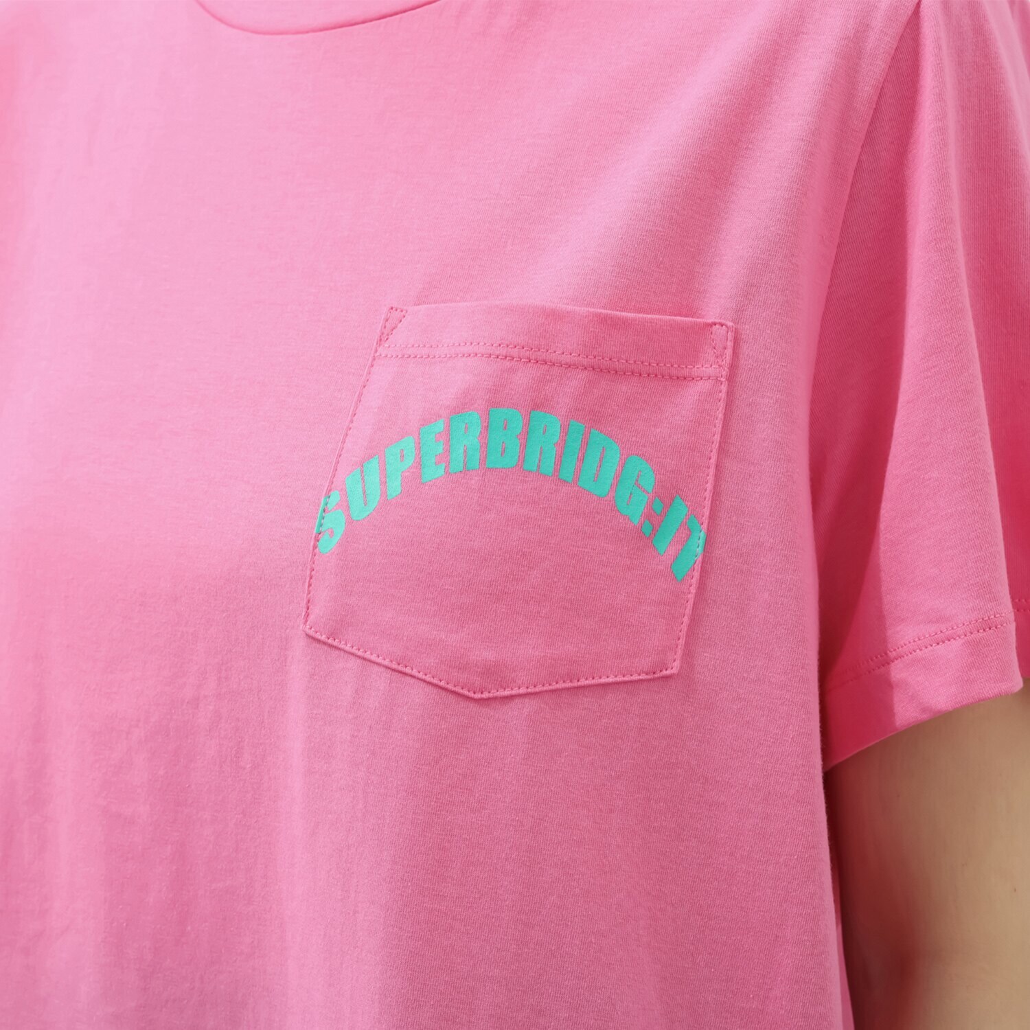 バイブリジット アートワークＴシャツ