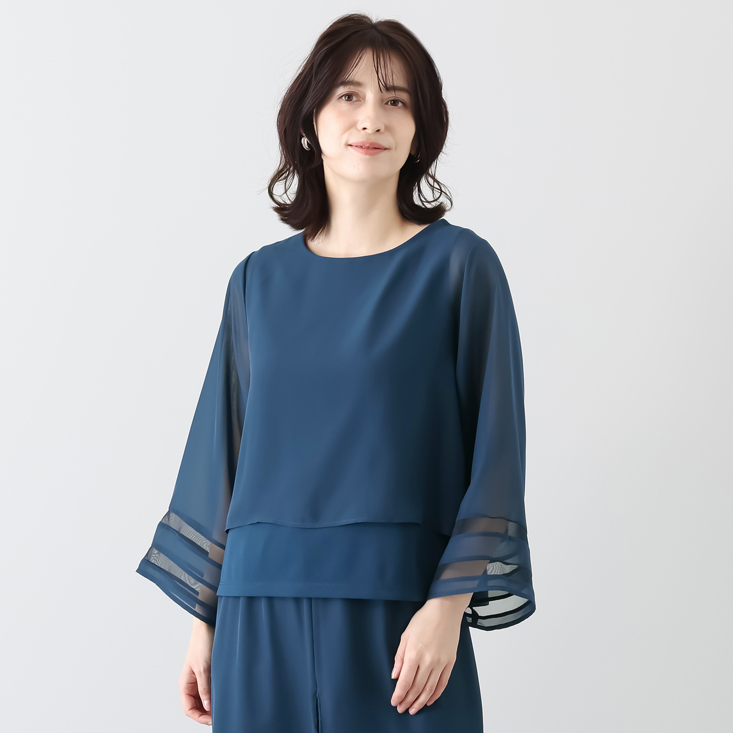 マイジュジュ 一枚で決まる！ インナー強撚ポンチ シフォンレイヤード風 プルオーバーブラウス