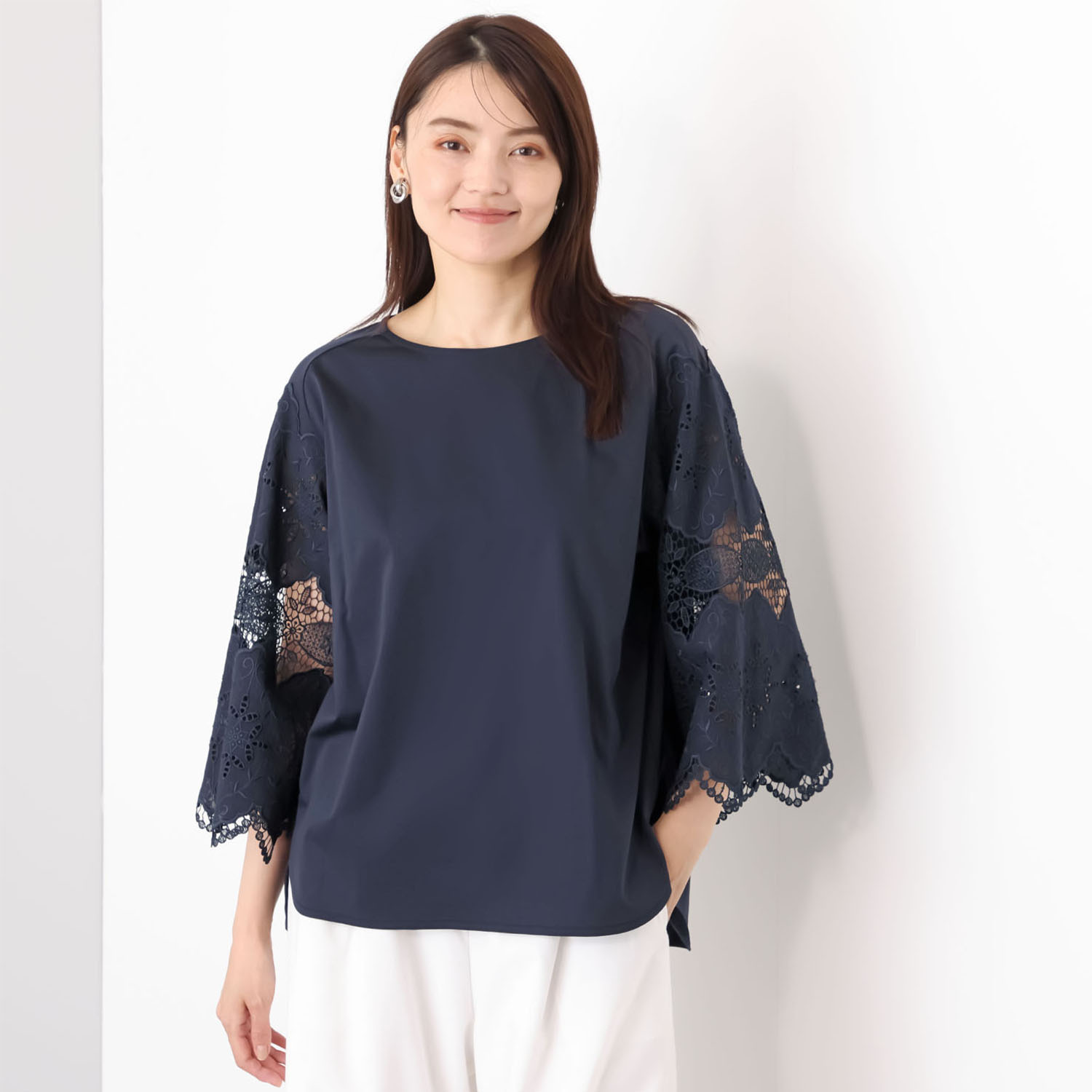 ナチュラルバイクリップ 一枚でも決まる 袖刺しゅうのカットソー 肌触りがとても良く なめらかな コットンプルオーバー