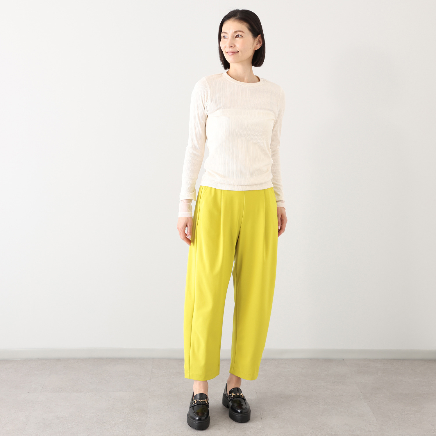 ラ・シュシュ ＵＶカット・接触冷感 吸水速乾 体形カバーが叶う タック入り カーヴィーパンツ