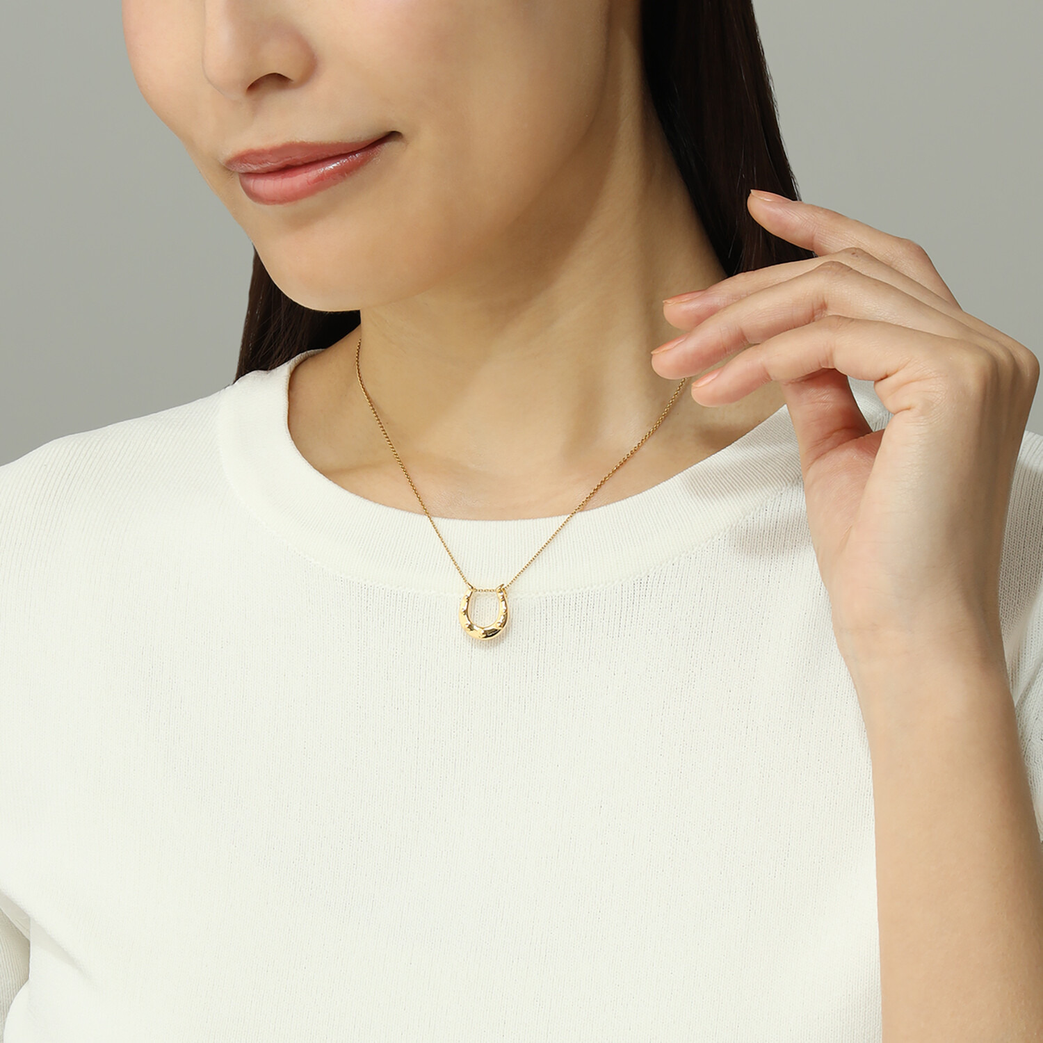 エムイー・ブリランテ １８Ｋ馬蹄モティーフ＆ ステンレスチェーン ２ウェイペンダント