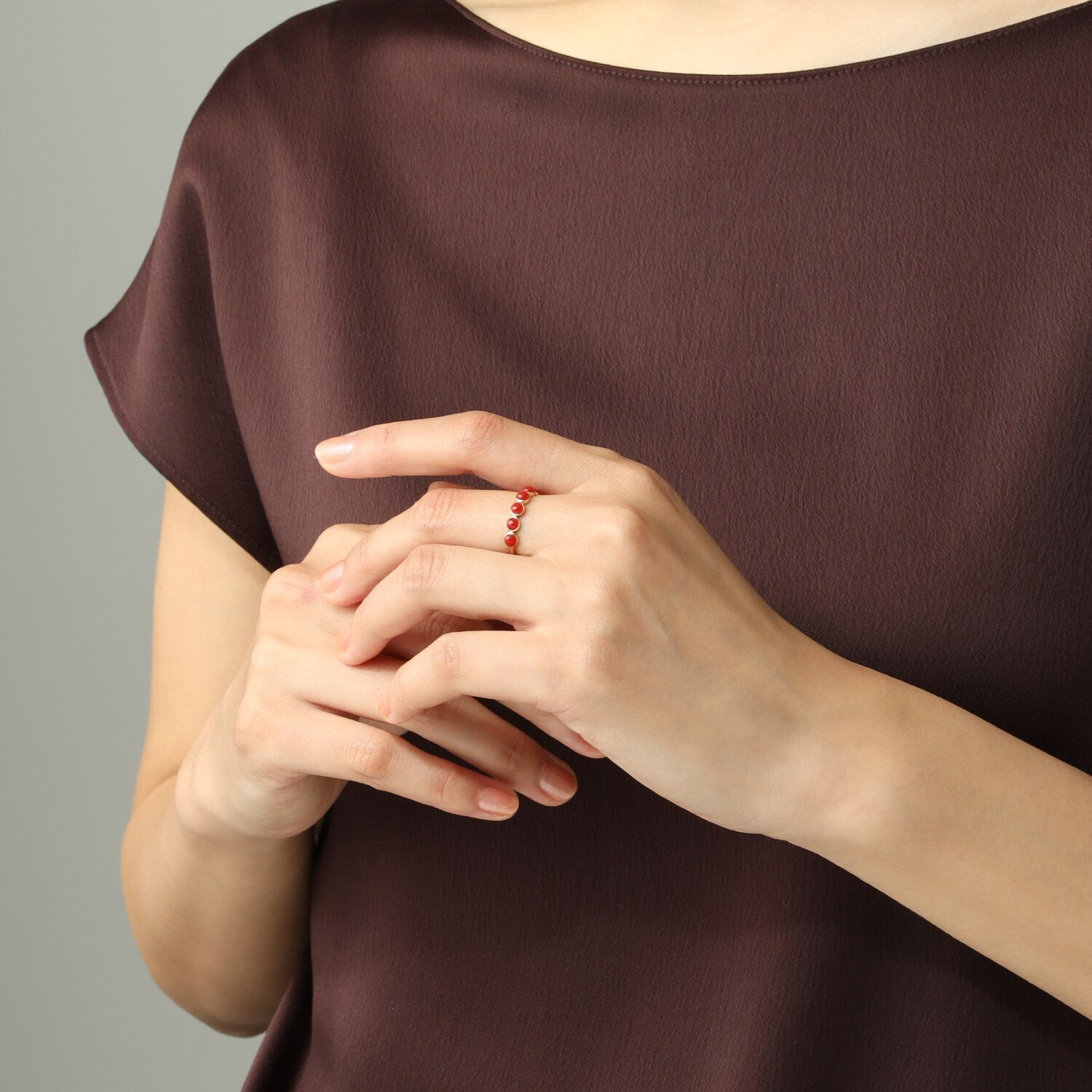 香瑚 １８Ｋ 高知県産血赤珊瑚 ラウンドカボション ストレートリング