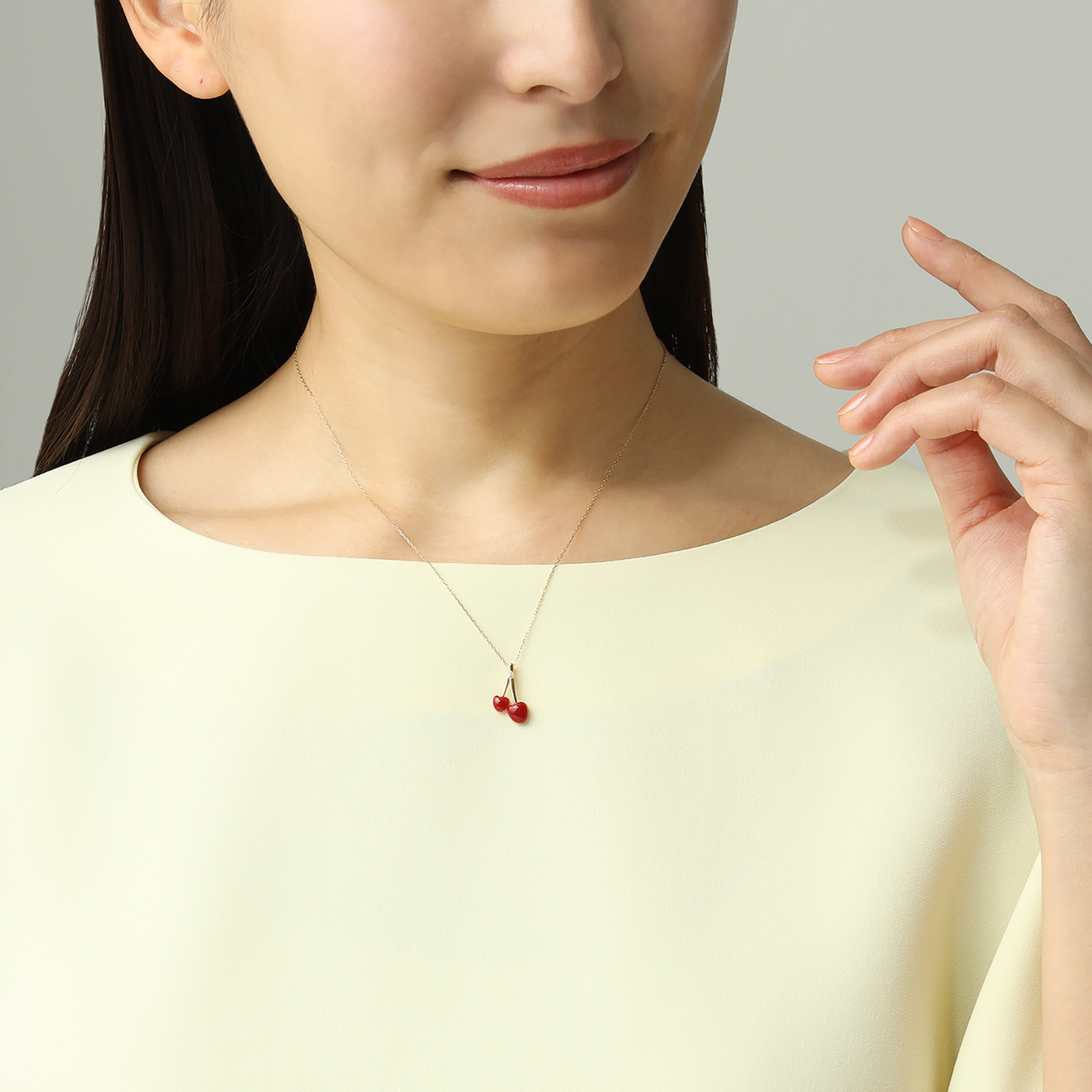 香瑚 １８Ｋ 高知県産血赤珊瑚＆ ダイヤモンド フルーツモティーフ ペンダントトップ