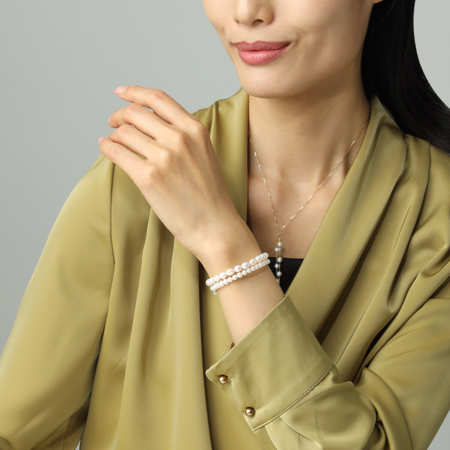 ペレフェリーク 淡水パール ボリューム バングル