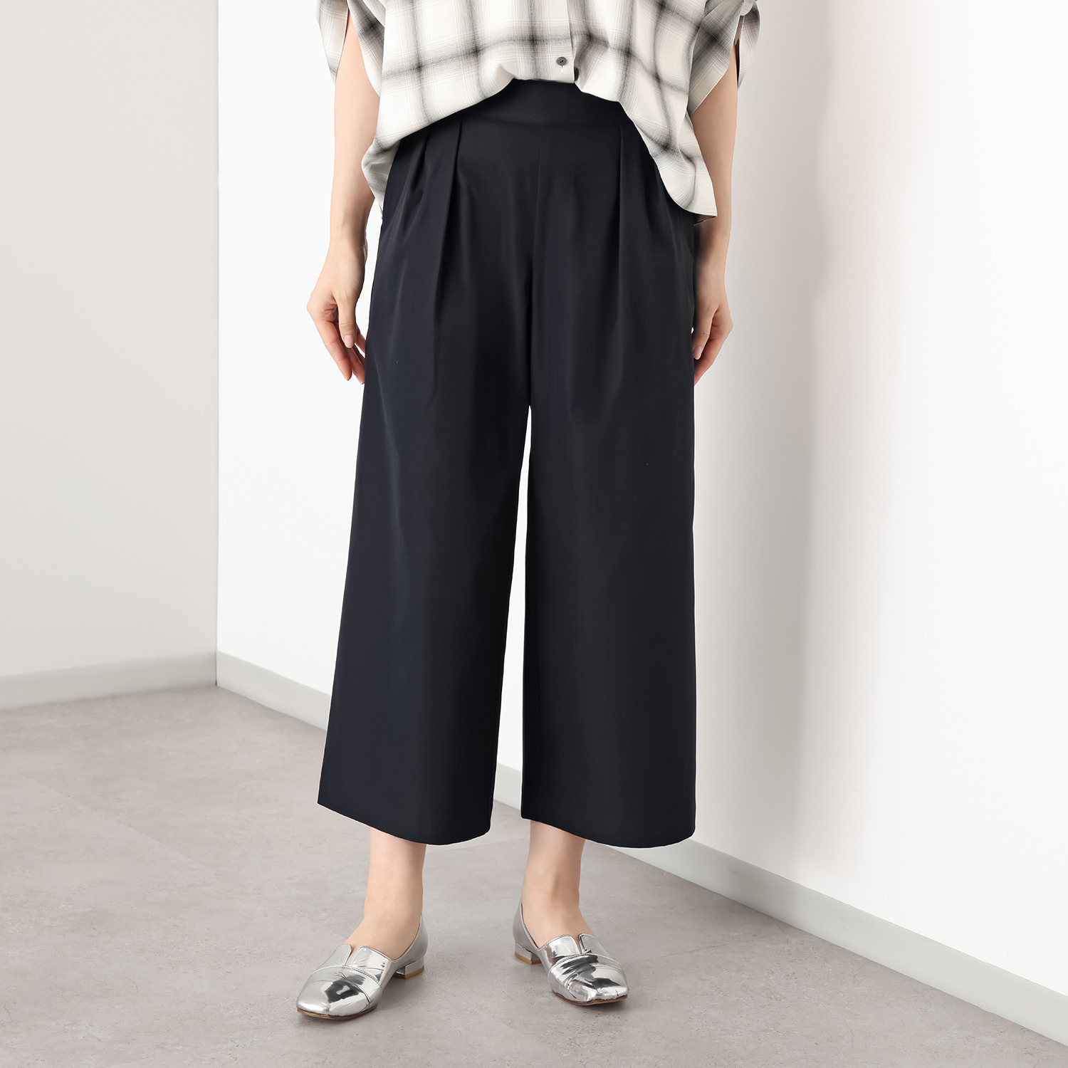 ルナリア はっ水・ＵＶカット ストレッチ大人チノ タックワイドパンツ