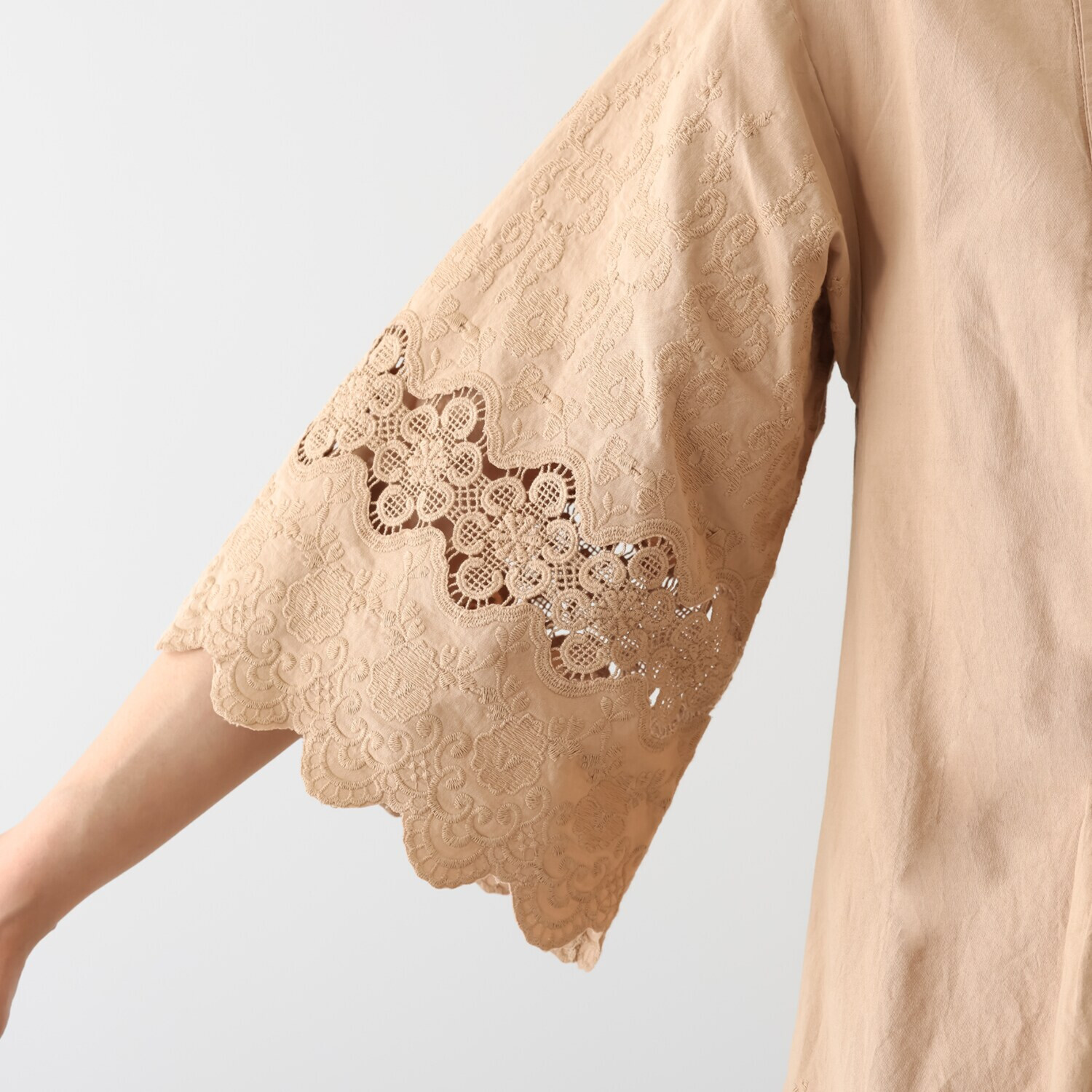 キョウコ　ヒガ レースドレスコート