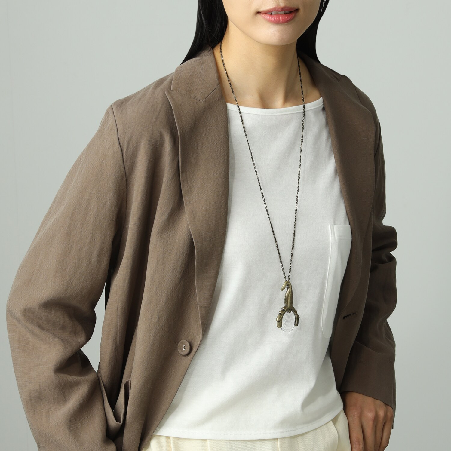 シャビージェンティール さそりモティーフ ルーペロングネックレス